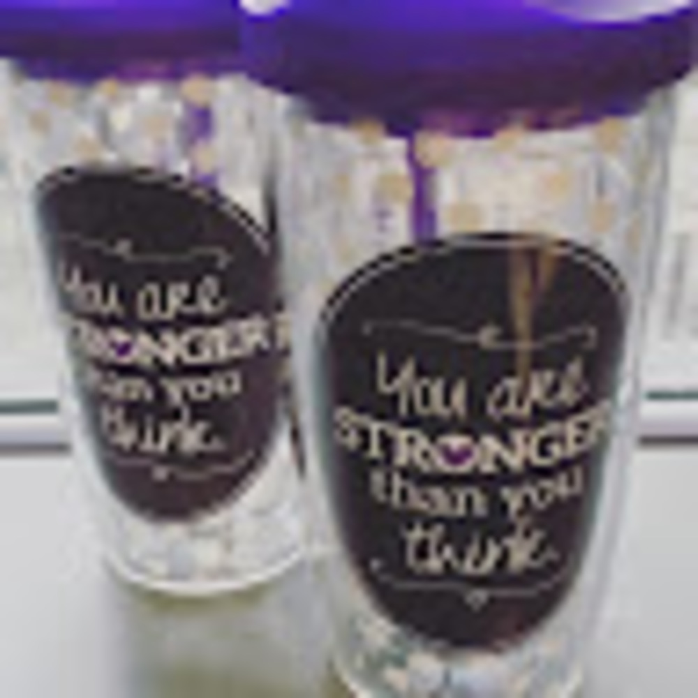 Meet your Posher, Etwina